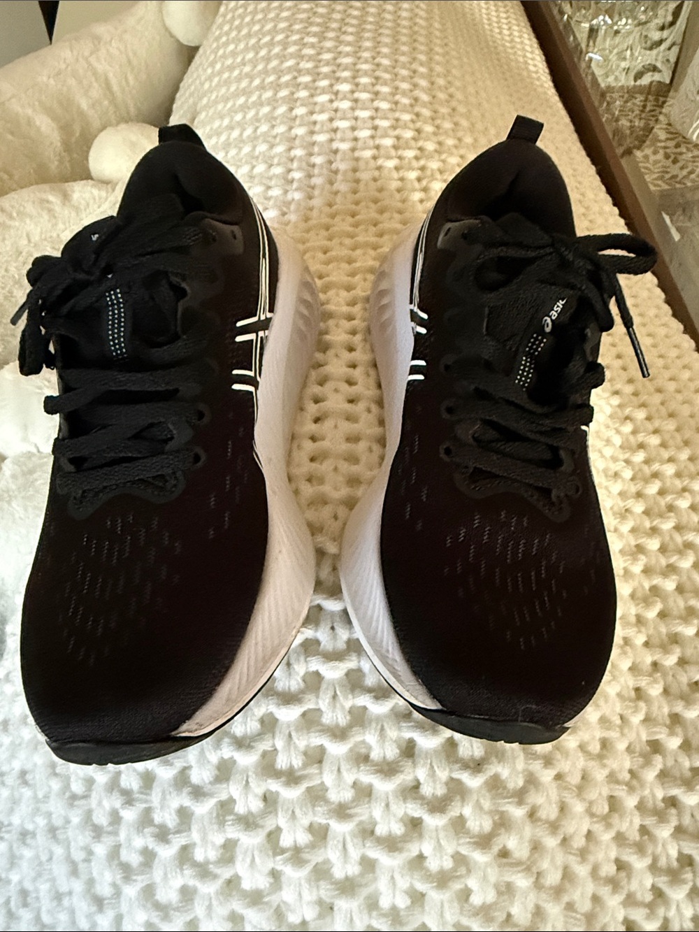 ASICS Women’s Ortholite Gel excite 10 Black Athletic Sneakers with White Midsole
